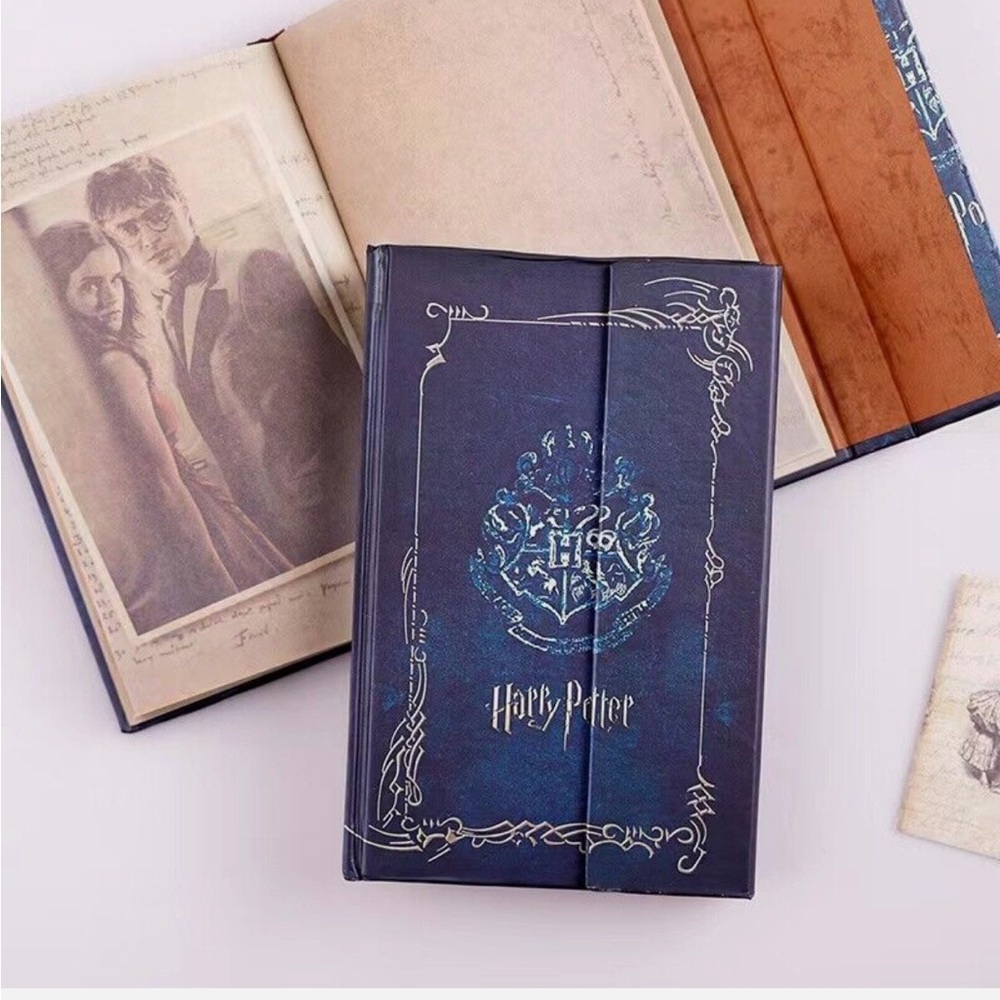Vintage Harry Potter Daily Agenda/Journal w/ Leaf Gel Pen